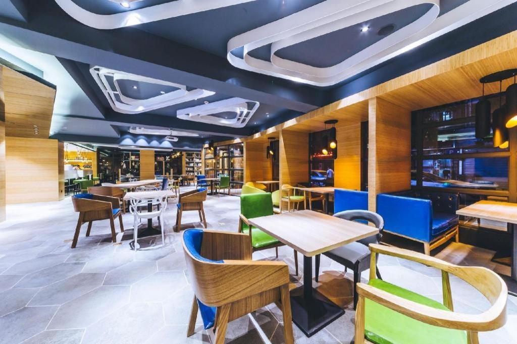 Hotel Zeyu